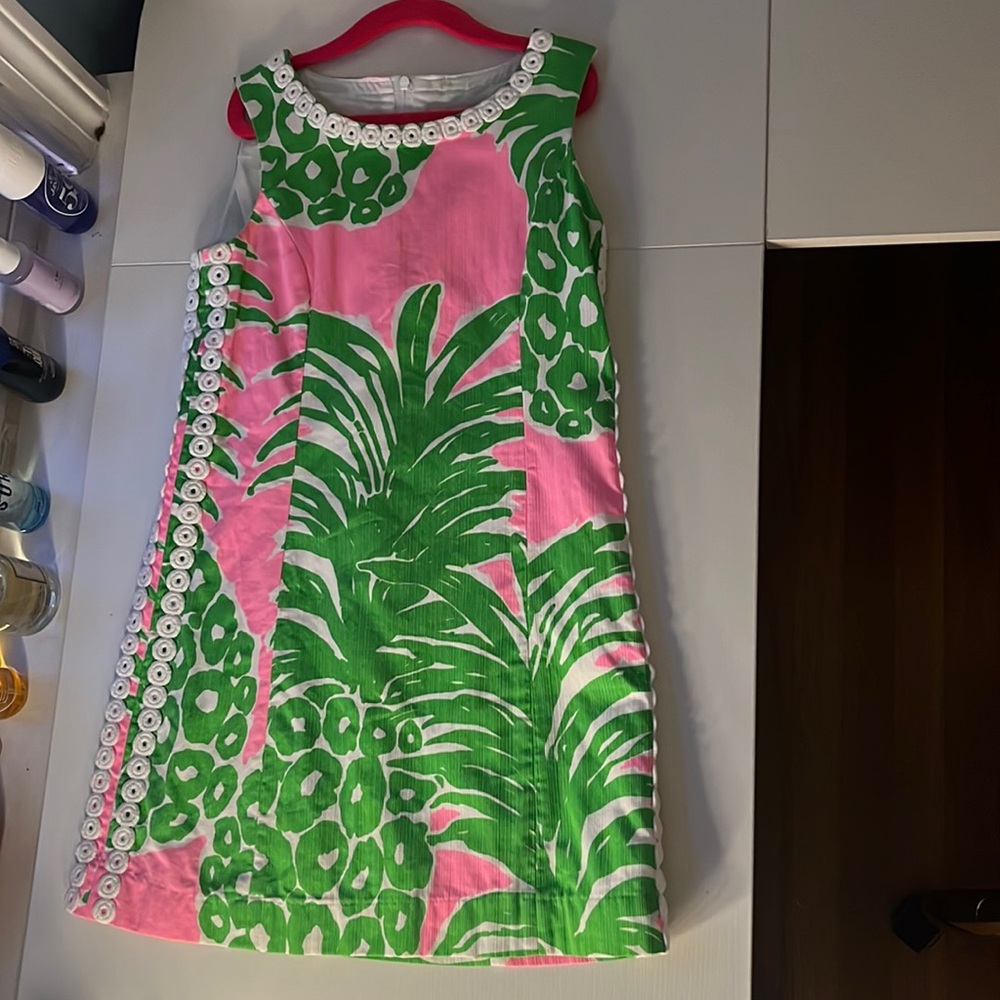 Girls Lilly Pulitzer size small classic dress
